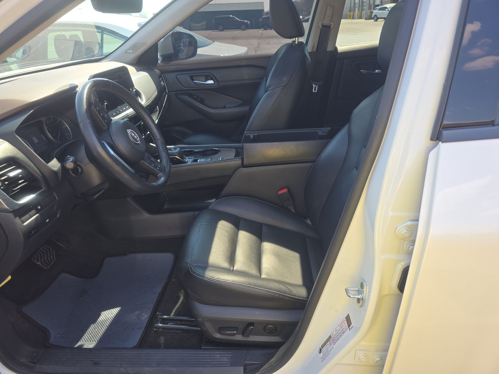 2022 Nissan Rogue SL FWD