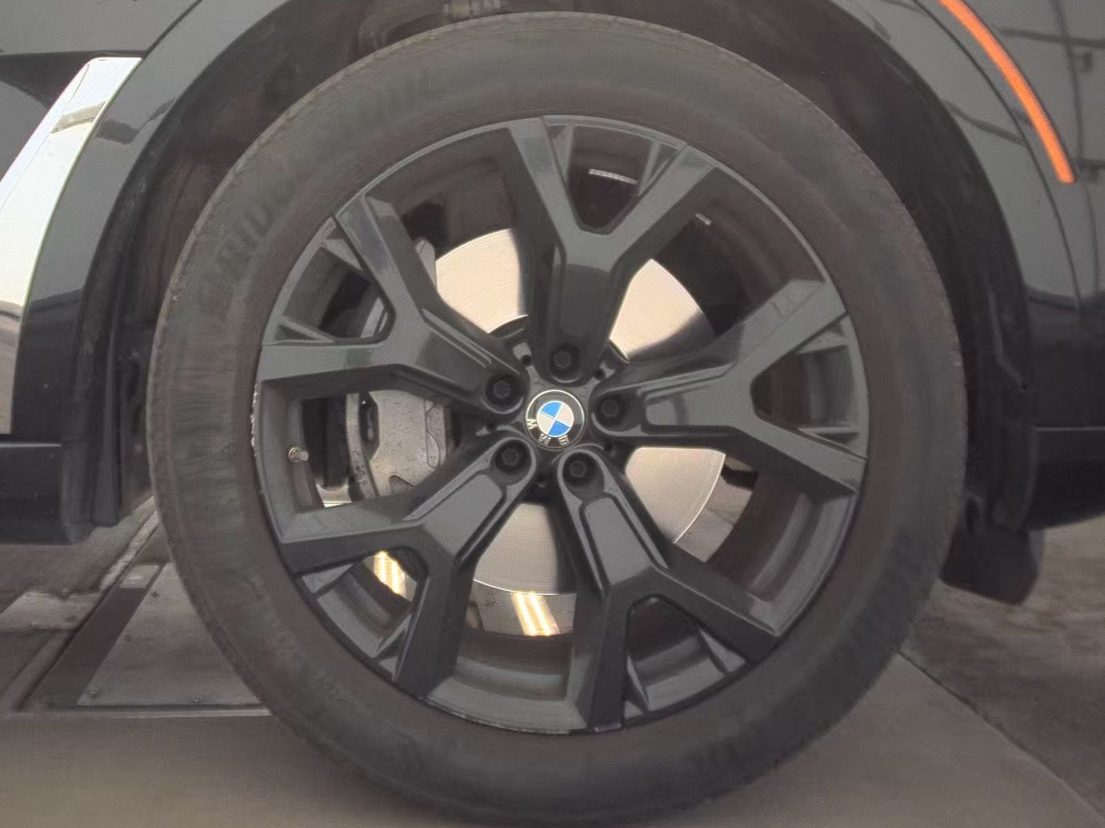 2025 BMW X7 xDrive40i AWD