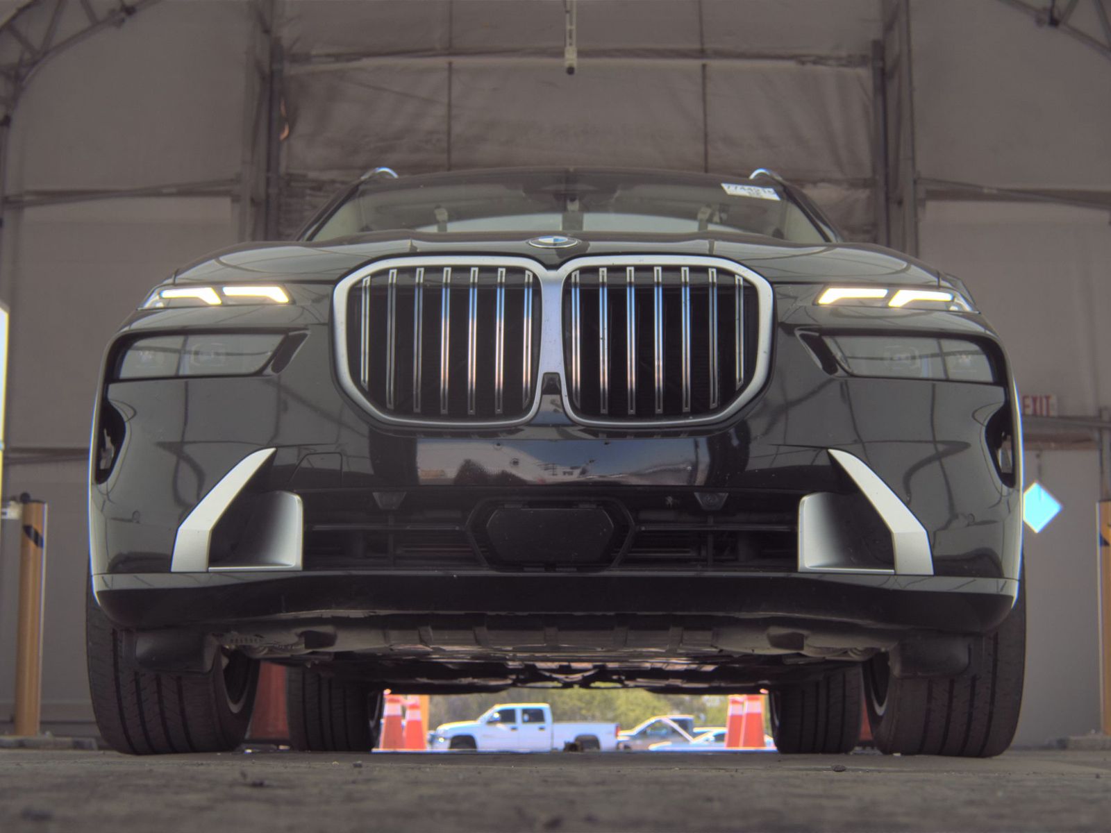 2025 BMW X7 xDrive40i AWD