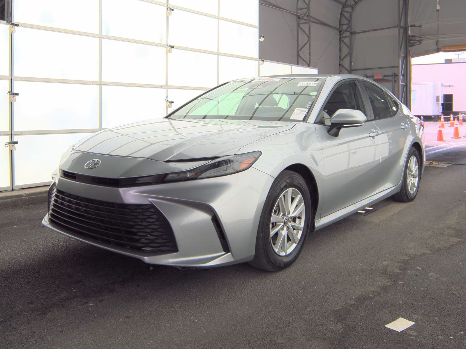 2025 Toyota Camry LE FWD