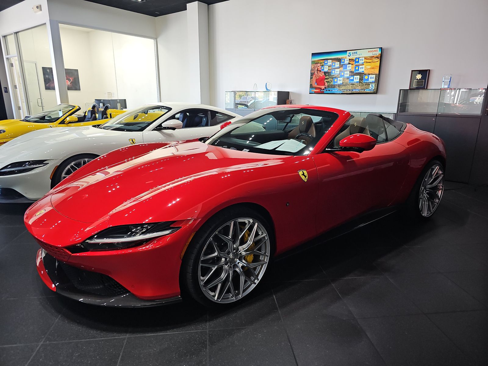 2024 Ferrari Roma Base RWD