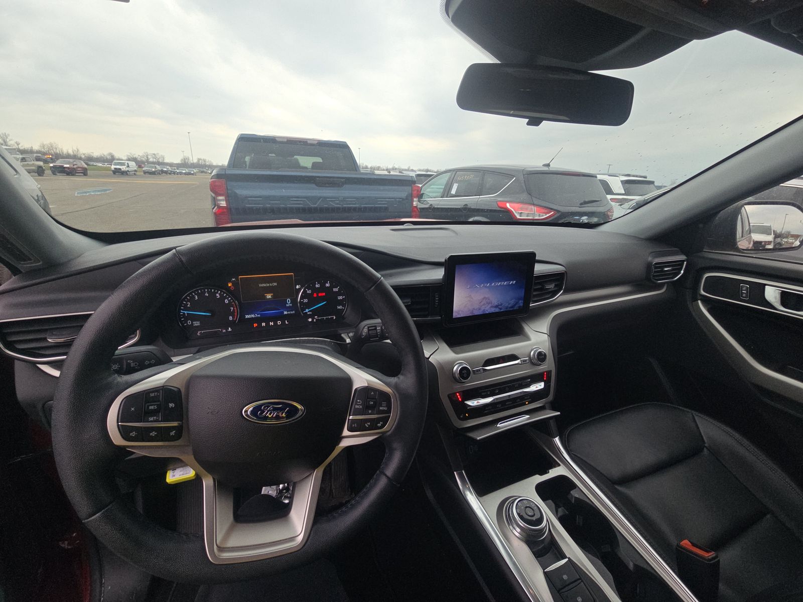 2022 Ford Explorer XLT AWD