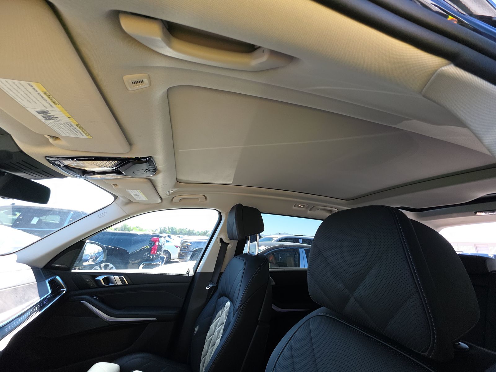 2025 BMW X7 xDrive40i AWD