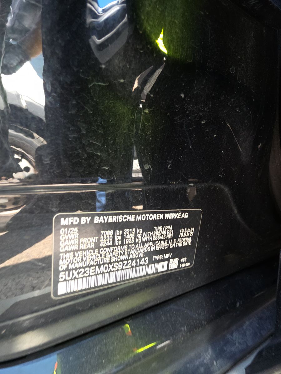 2025 BMW X7 xDrive40i AWD