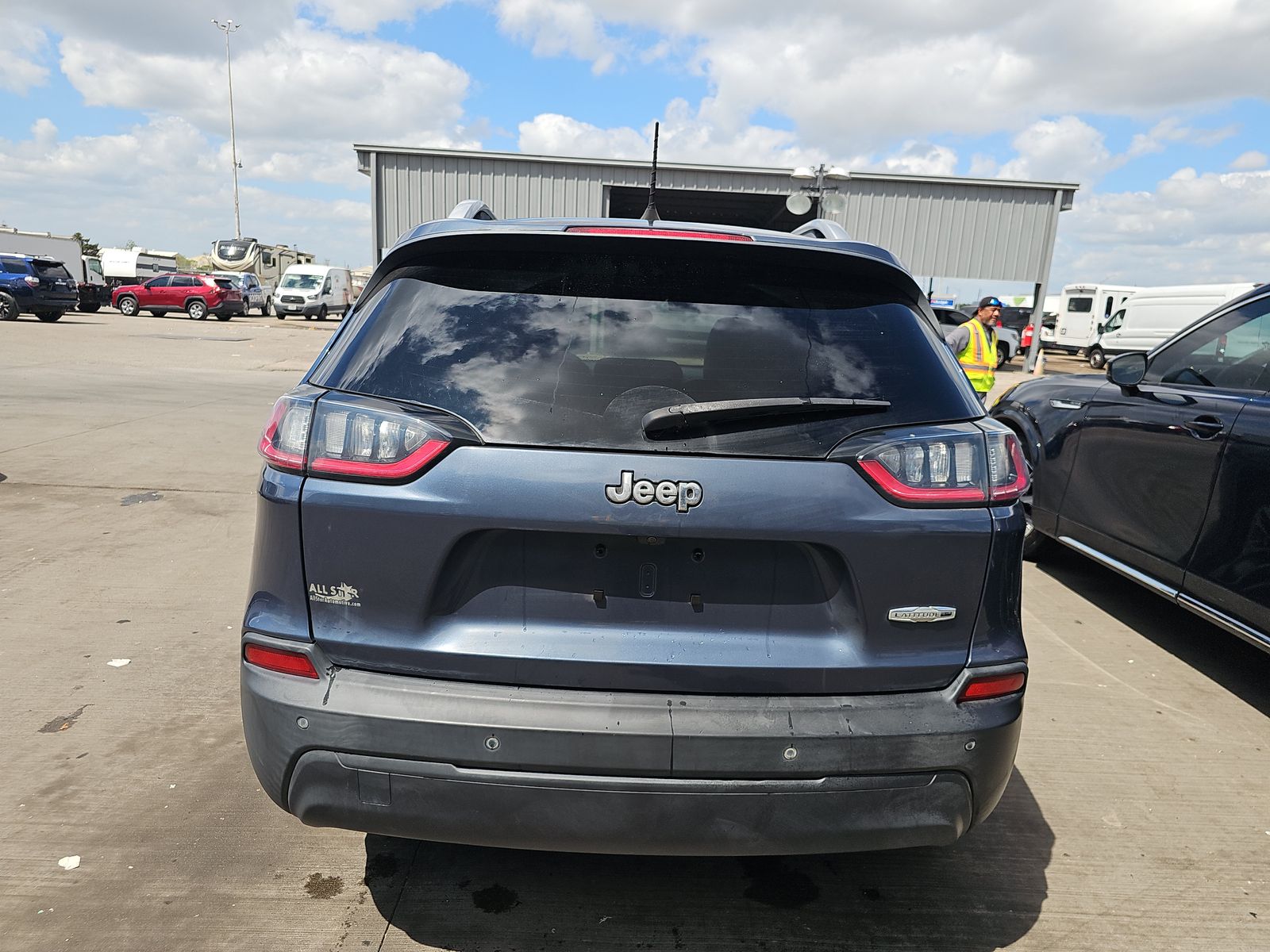 JEEP LATITUDE + - 6