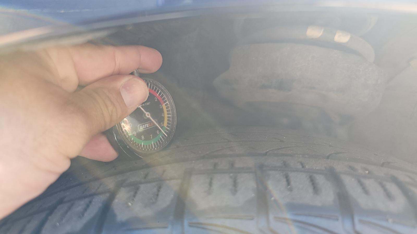 2025 Toyota Corolla Hybrid SE FWD