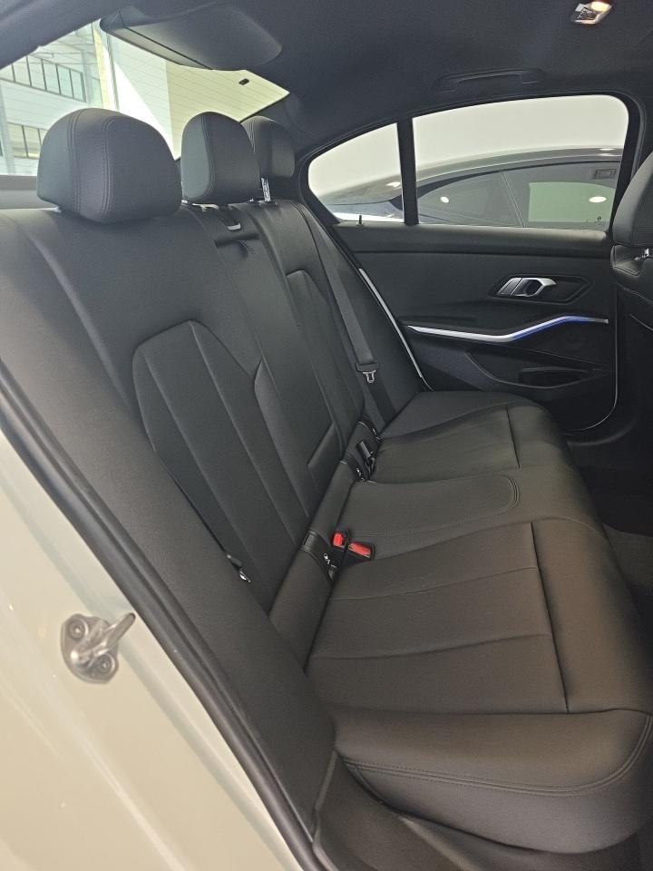 2020 BMW 3 Series 330i xDrive AWD