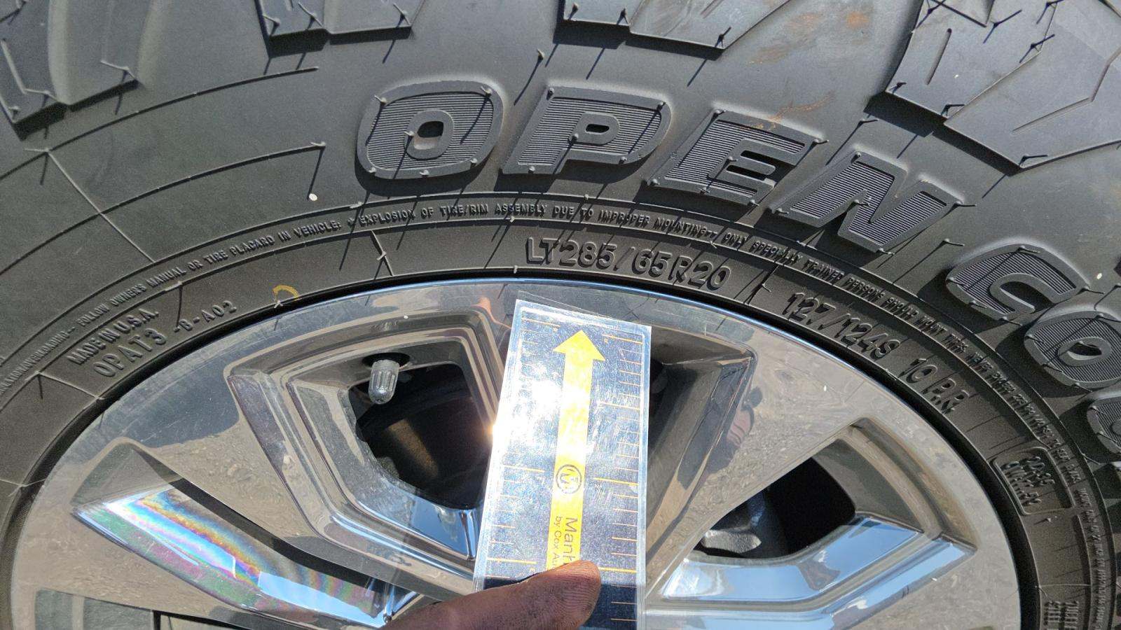 2025 Ford F-150 Lariat AWD