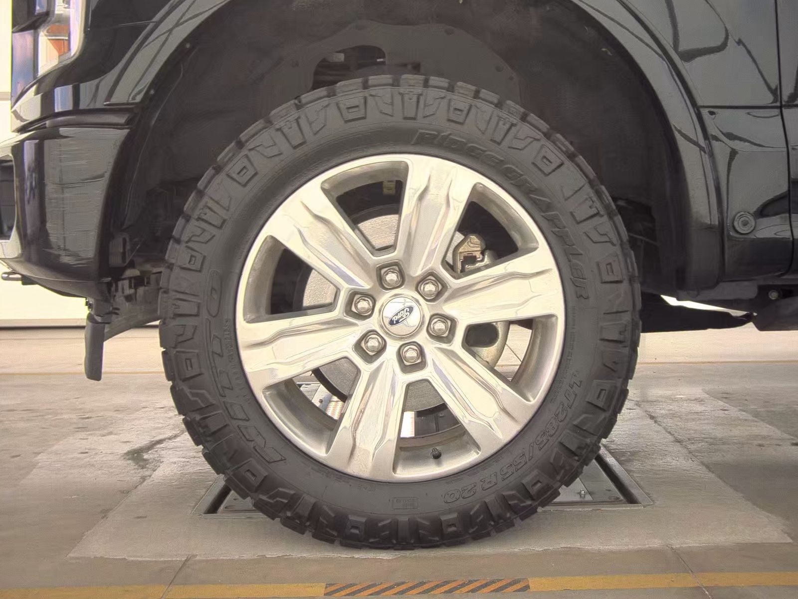 2017 Ford F-150 Platinum AWD