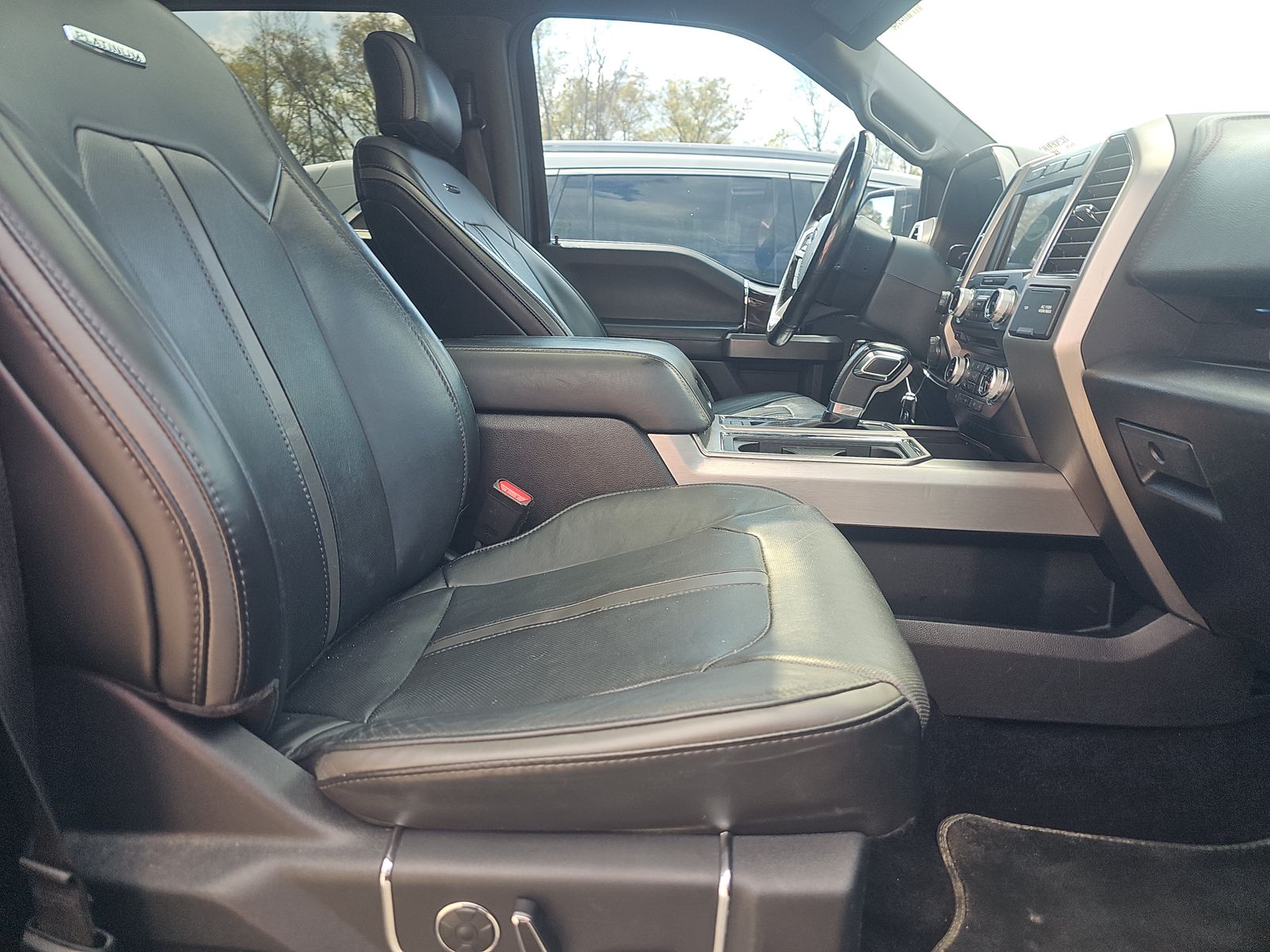 2017 Ford F-150 Platinum AWD