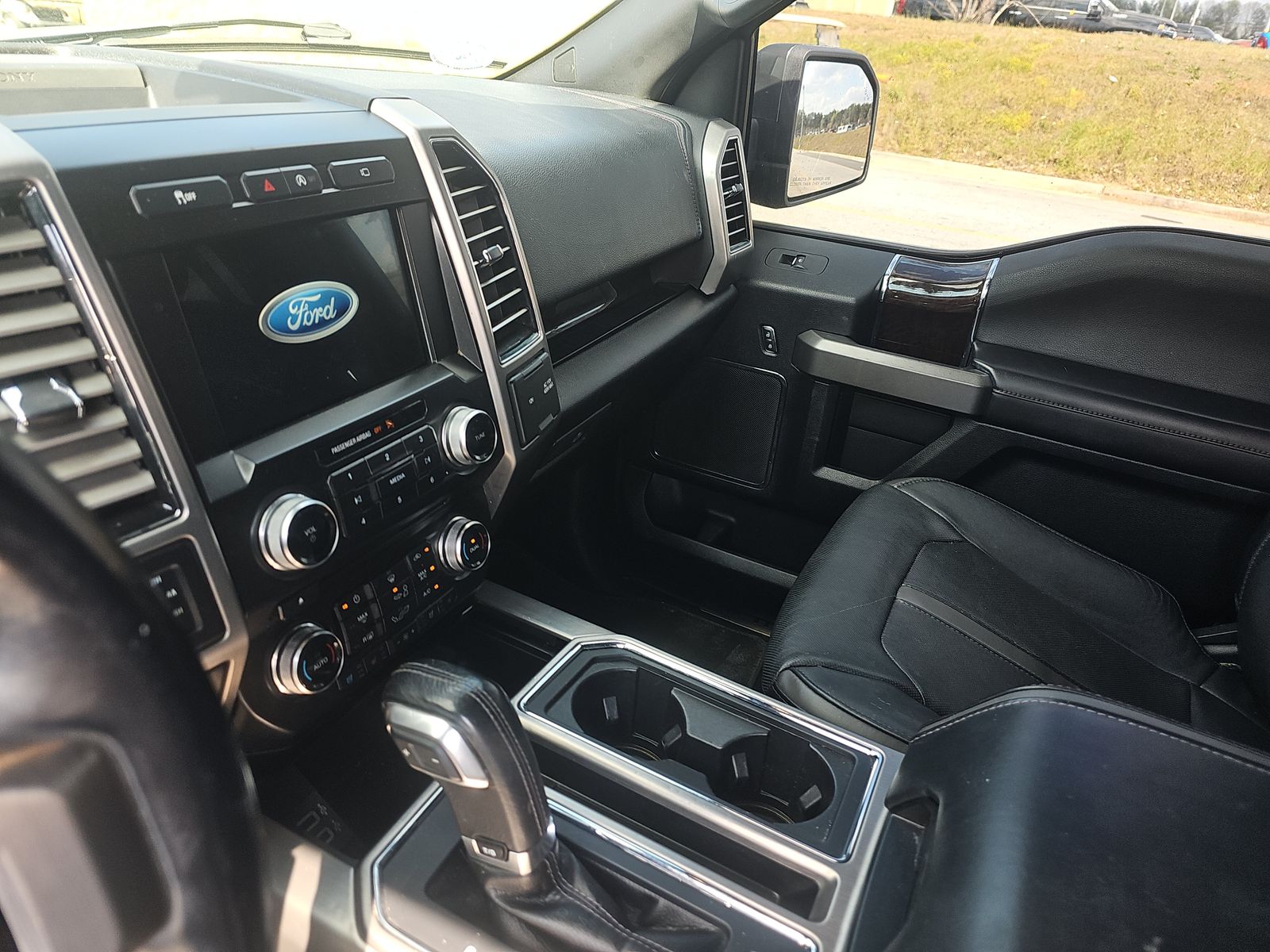 2017 Ford F-150 Platinum AWD