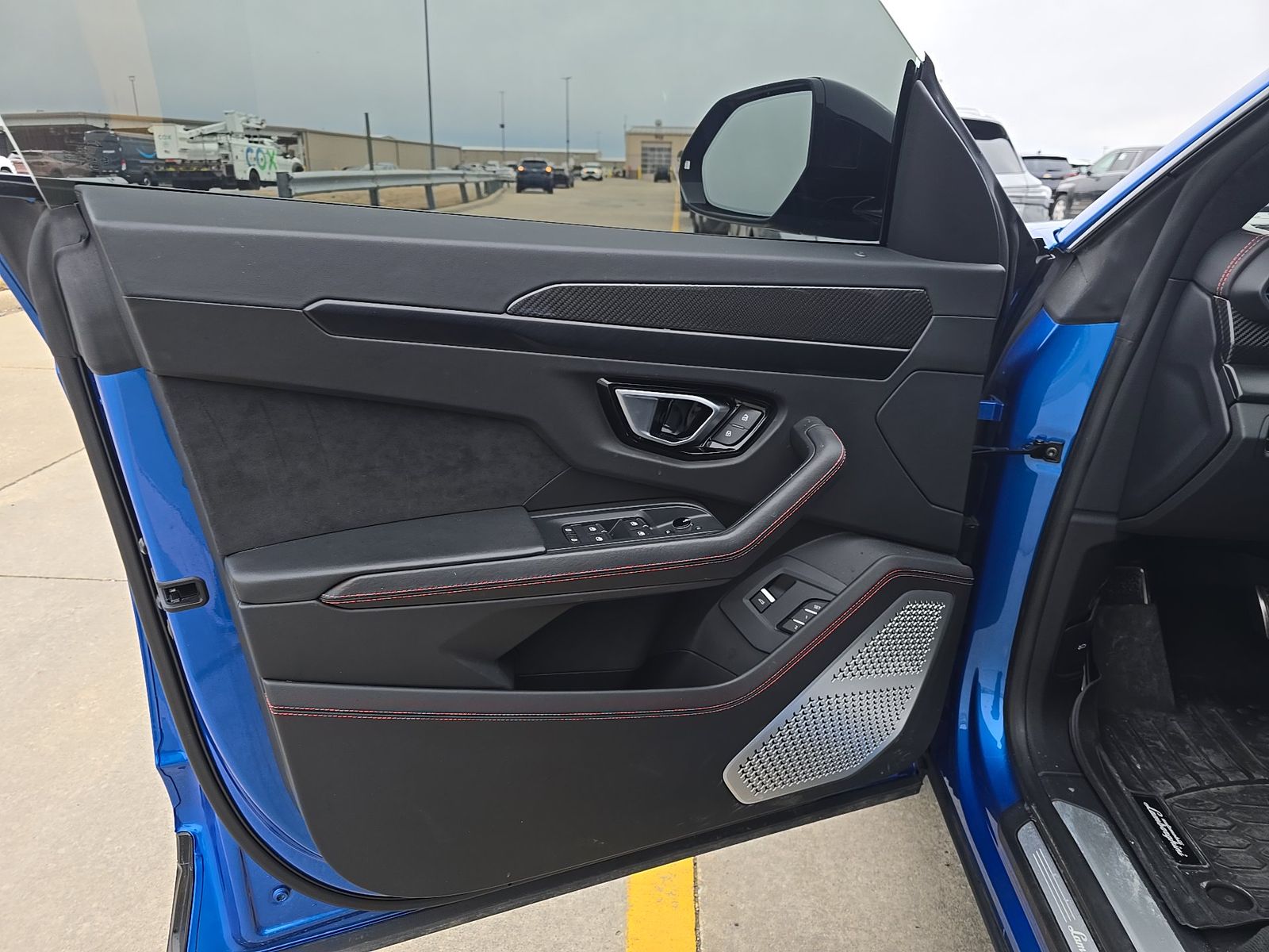 2021 Lamborghini Urus Base AWD