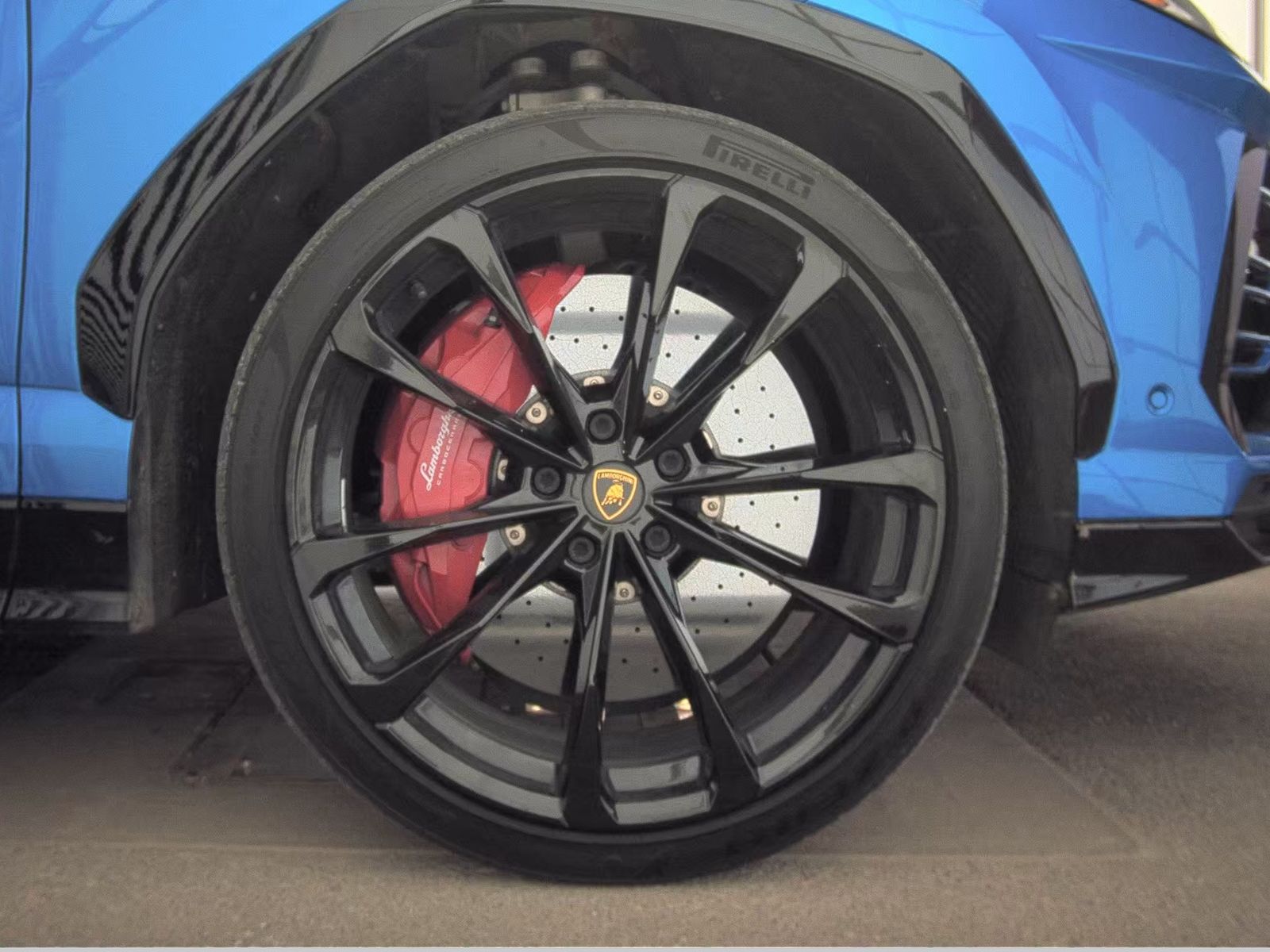 2021 Lamborghini Urus Base AWD