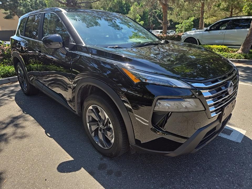 2026 Nissan Rogue SV FWD