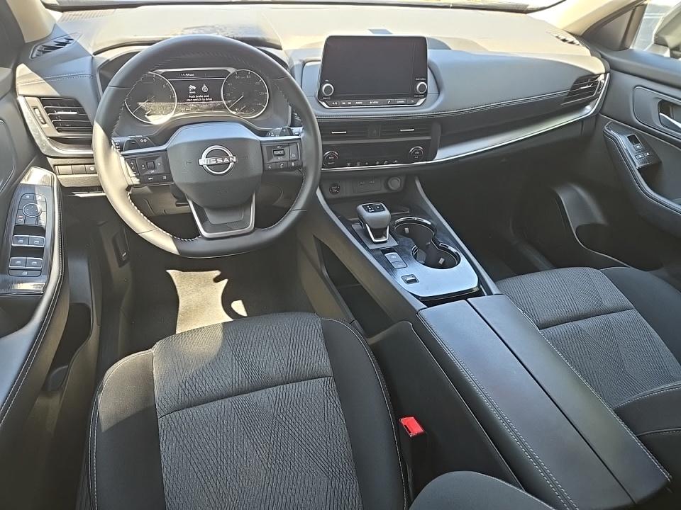 2026 Nissan Rogue SV FWD