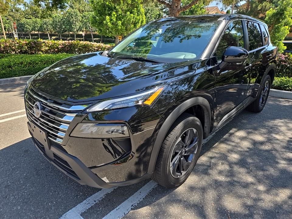 2026 Nissan Rogue SV FWD