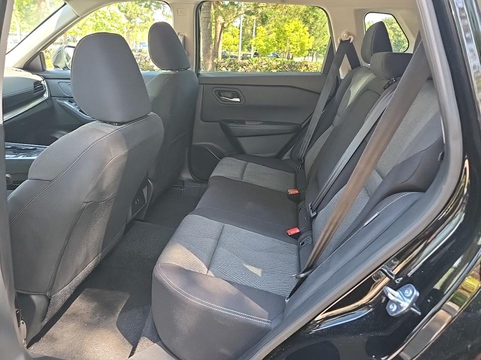 2026 Nissan Rogue SV FWD