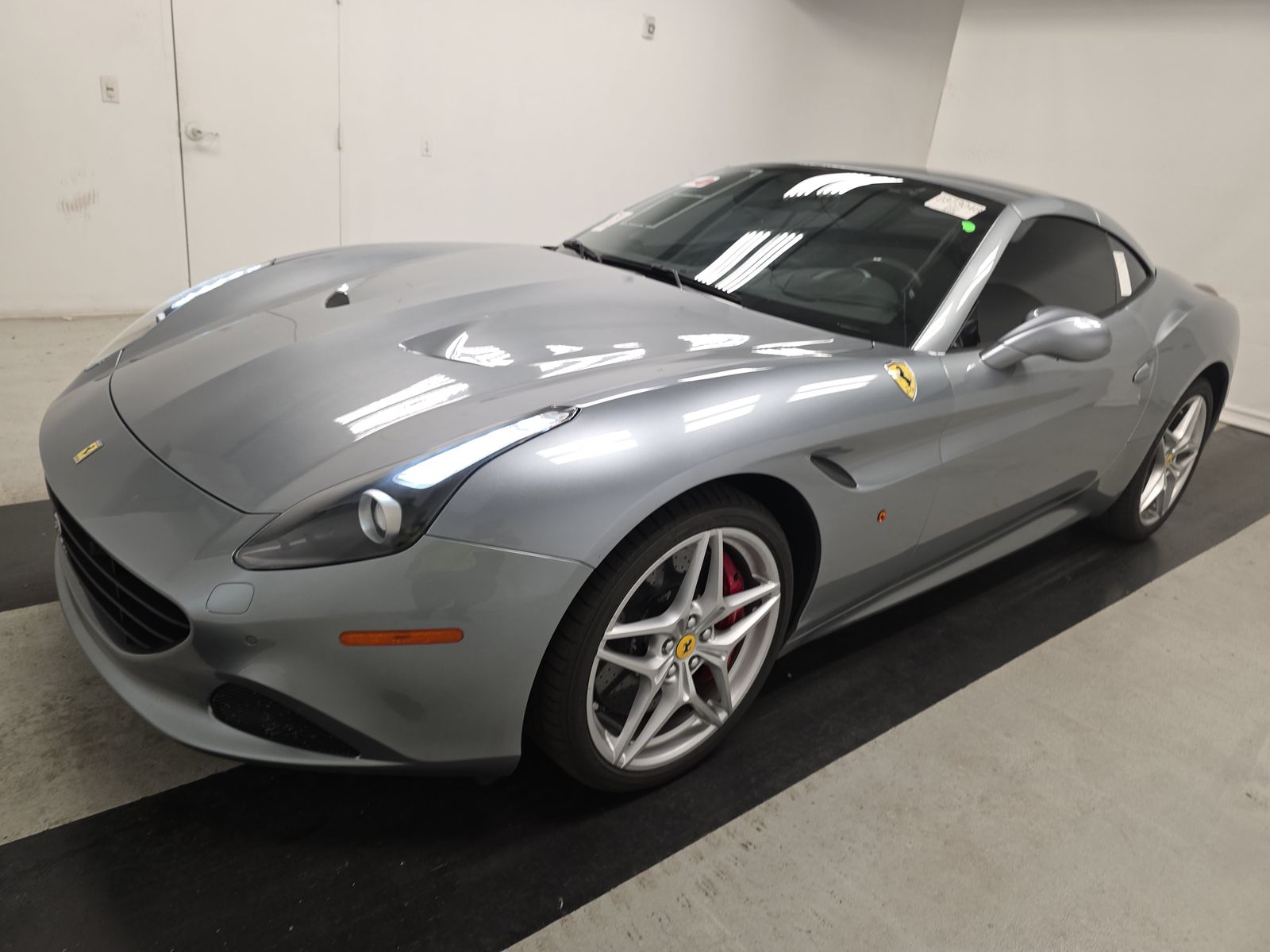 2016 Ferrari California T FWD