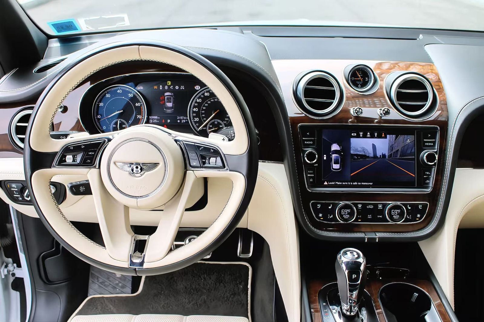 2018 Bentley Bentayga W12 Signature AWD