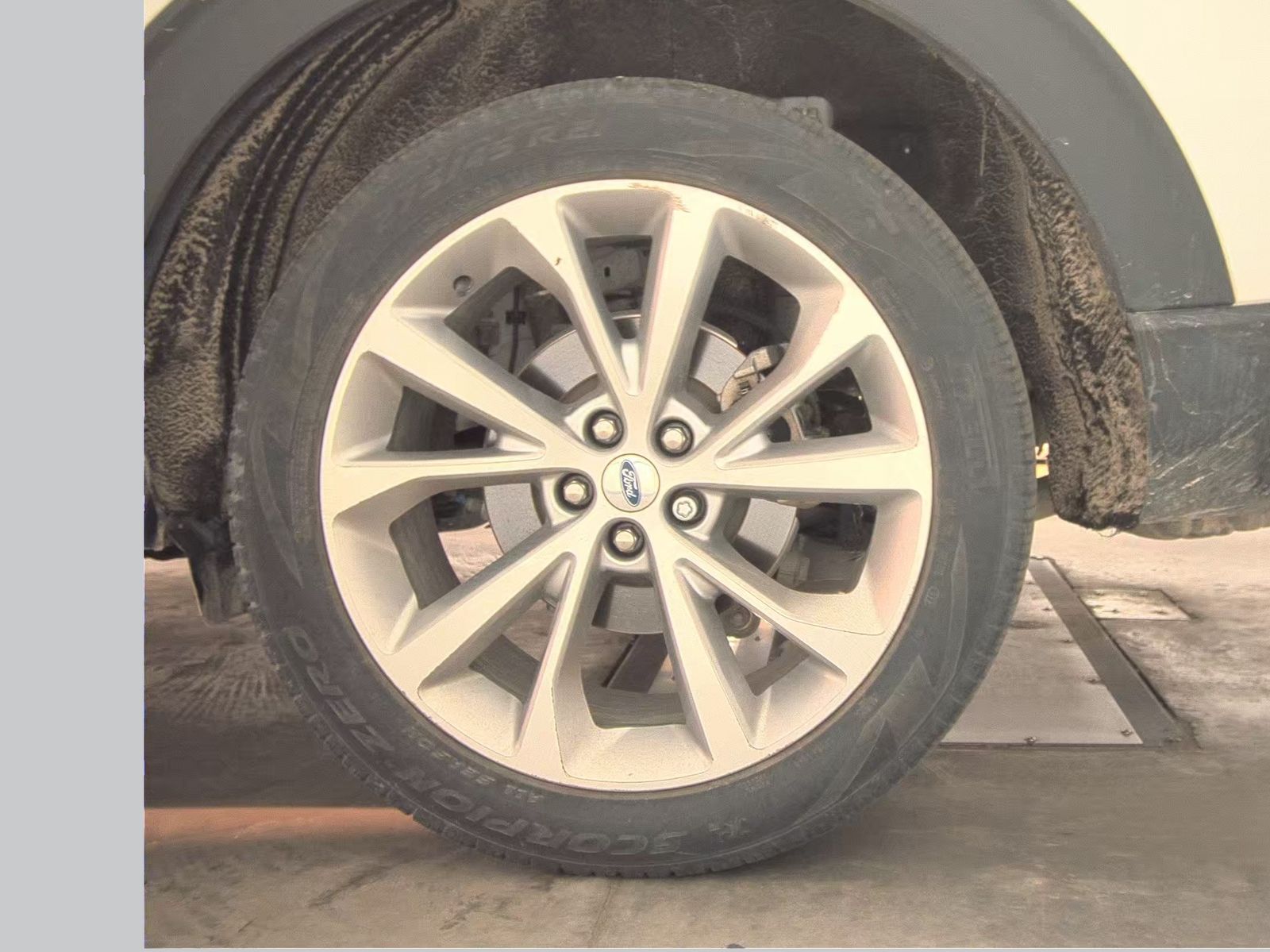 2023 Ford Explorer Platinum AWD