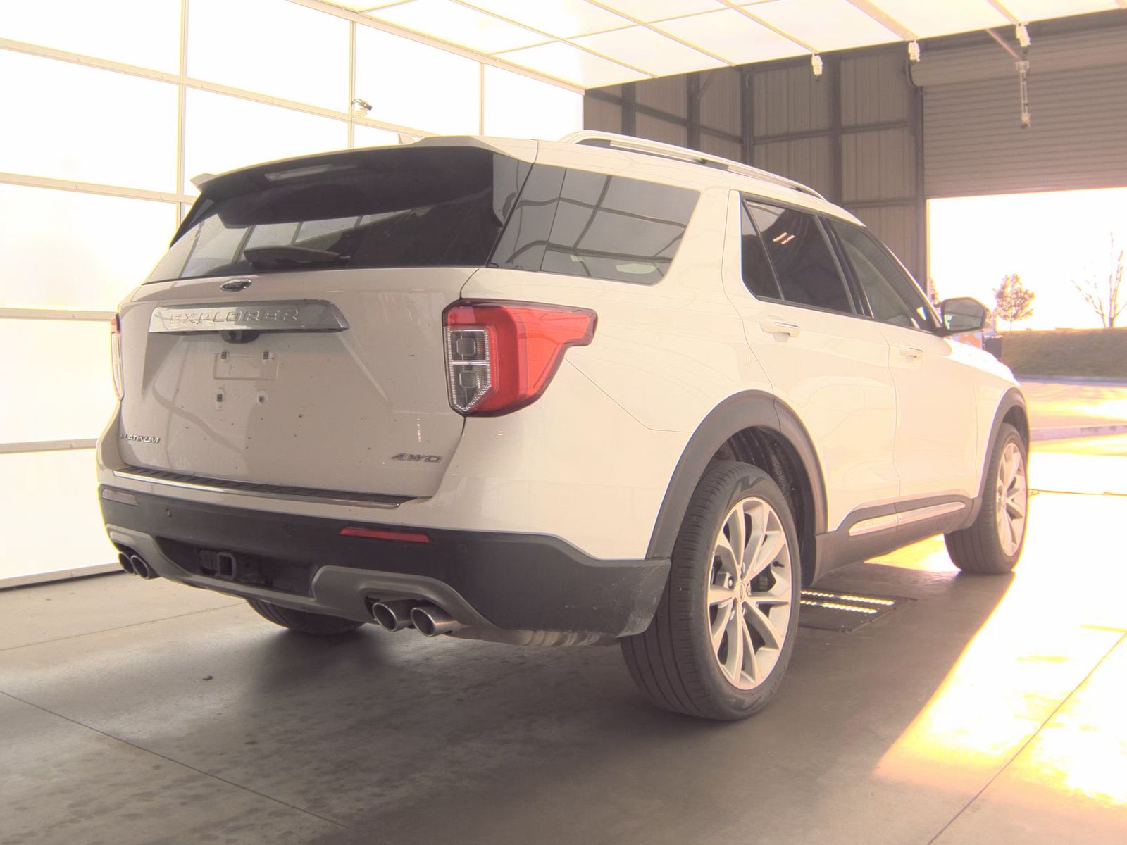 2023 Ford Explorer Platinum AWD
