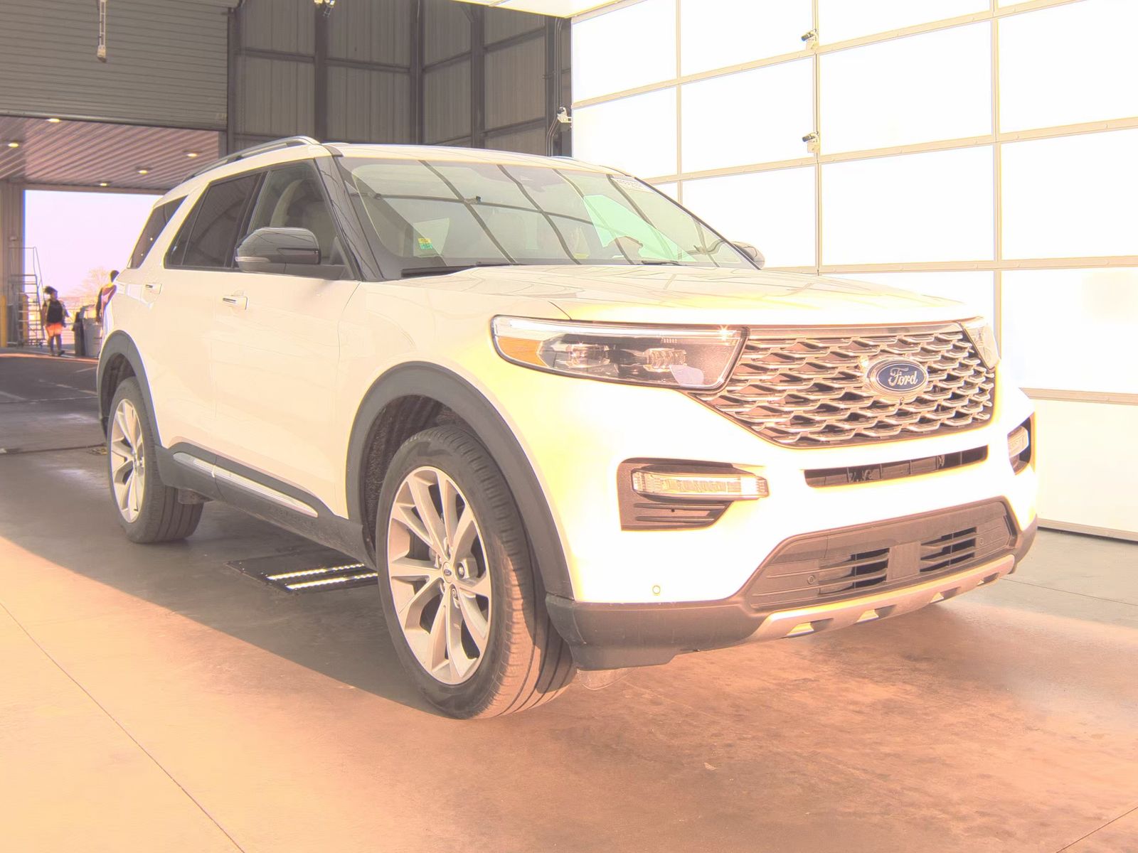 2023 Ford Explorer Platinum AWD