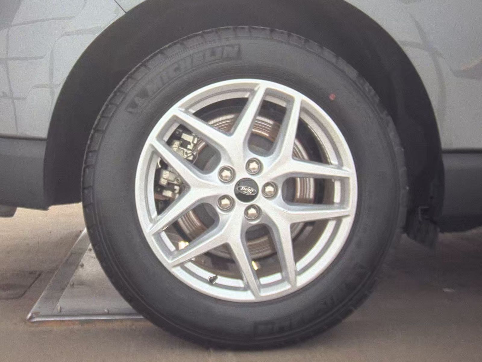 2023 Ford Edge SEL AWD