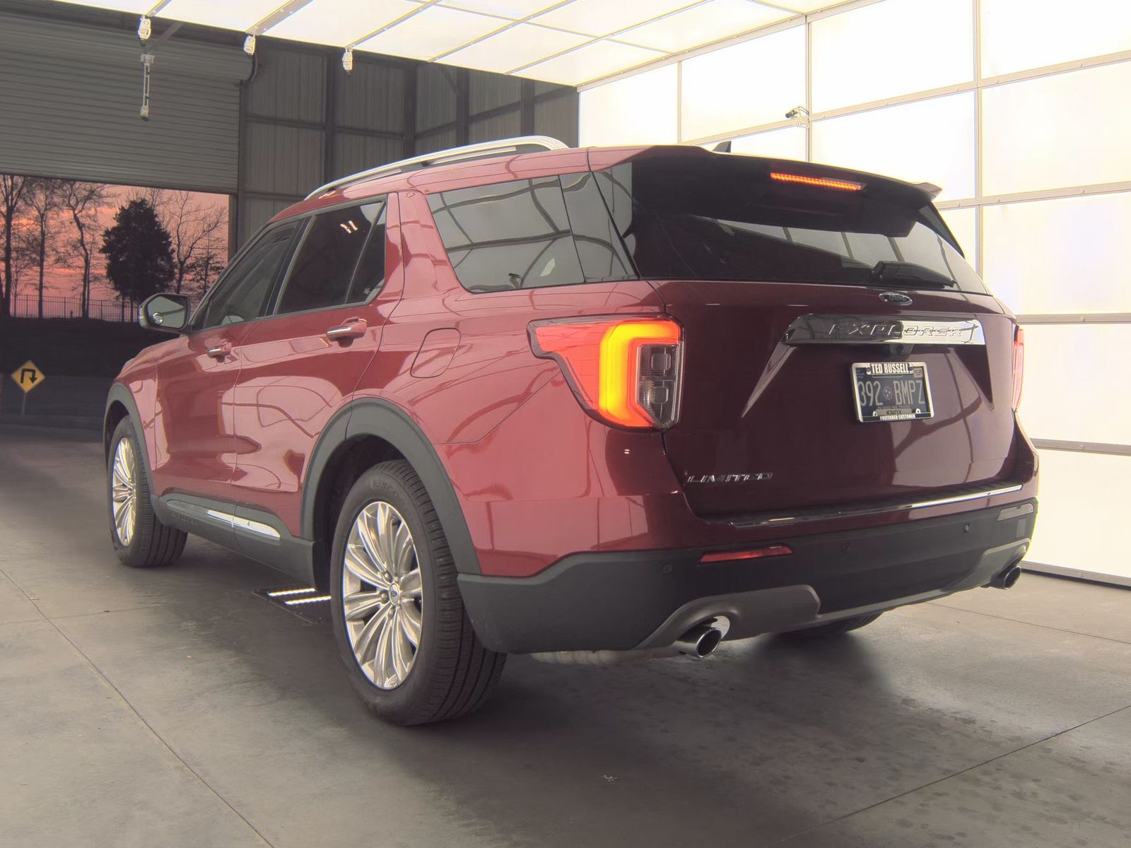 2023 Ford Explorer Limited RWD