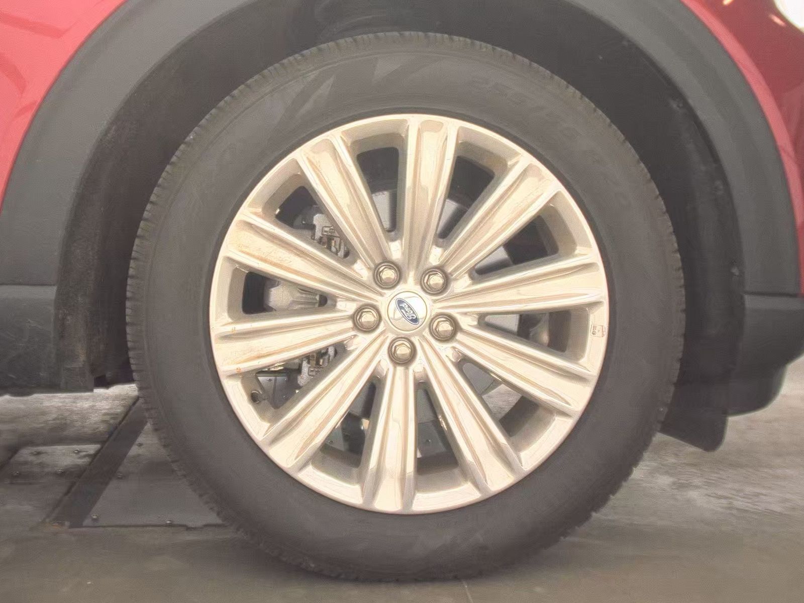 2023 Ford Explorer Limited RWD