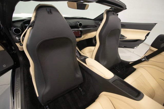 2020 Ferrari Portofino Base RWD