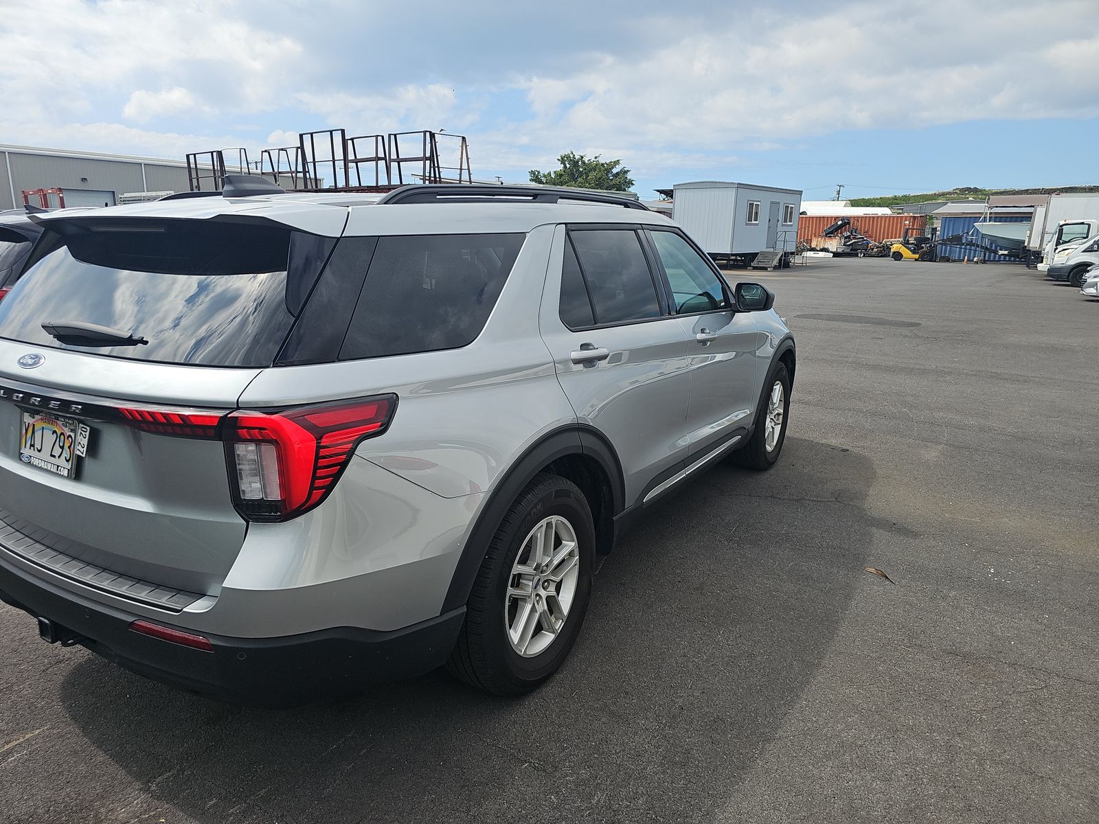 FORD EXPLORER - 5