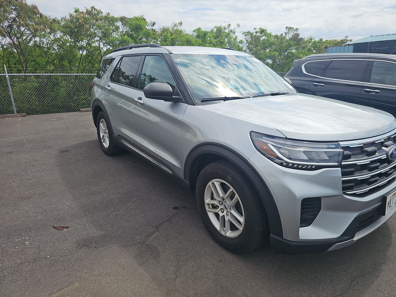 FORD EXPLORER - 4