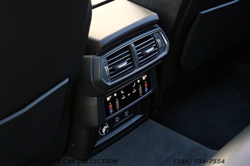 2022 Lamborghini Urus Base AWD