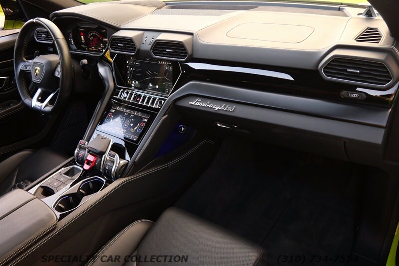 2022 Lamborghini Urus Base AWD