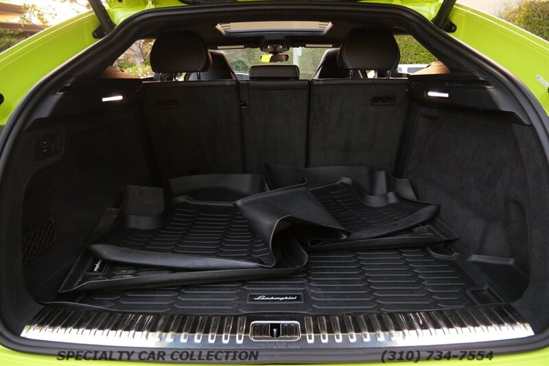 2022 Lamborghini Urus Base AWD