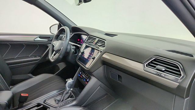 2023 Volkswagen Tiguan 2.0T SE R-Line Black FWD