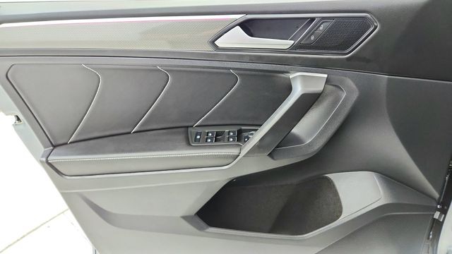 2023 Volkswagen Tiguan 2.0T SE R-Line Black FWD