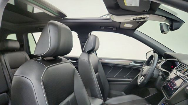 2023 Volkswagen Tiguan 2.0T SE R-Line Black FWD