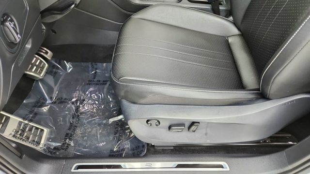 2023 Volkswagen Tiguan 2.0T SE R-Line Black FWD