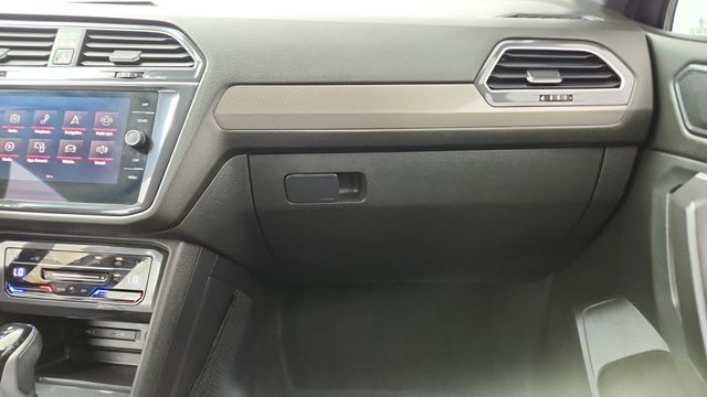 2023 Volkswagen Tiguan 2.0T SE R-Line Black FWD