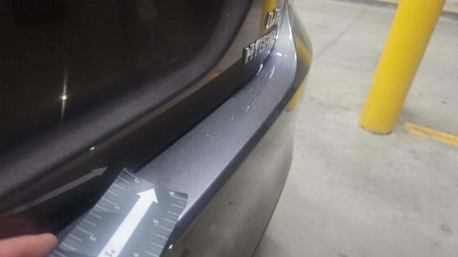 2022 Toyota Camry Hybrid LE FWD