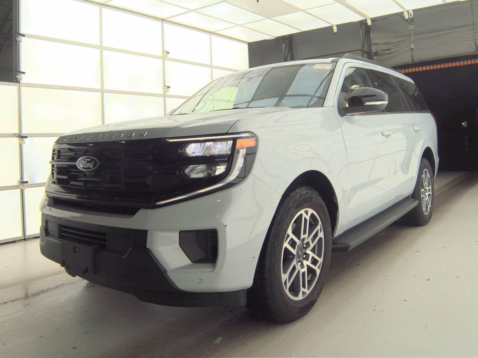 FORD EXPEDITION - 1