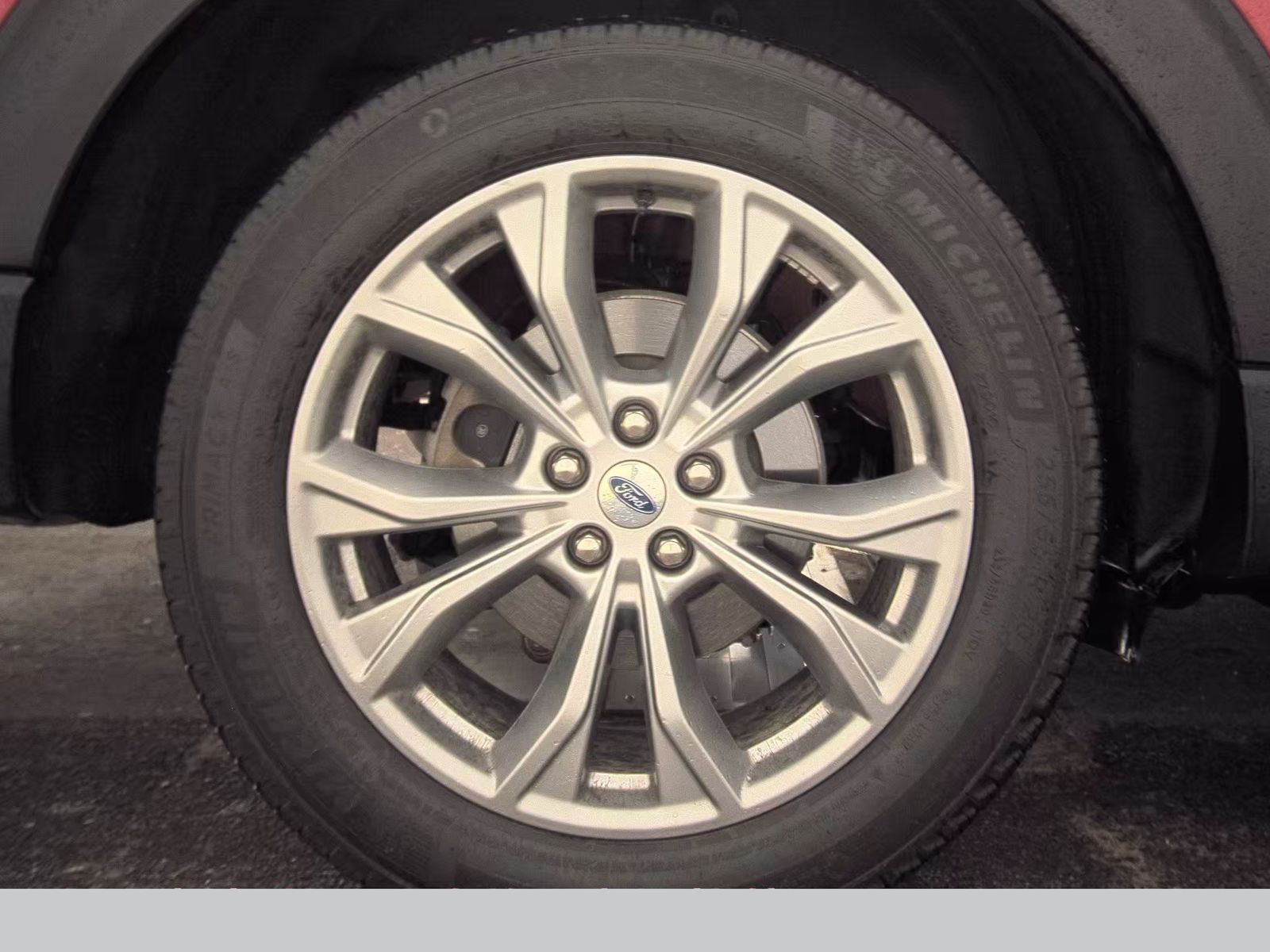 2023 Ford Explorer XLT AWD