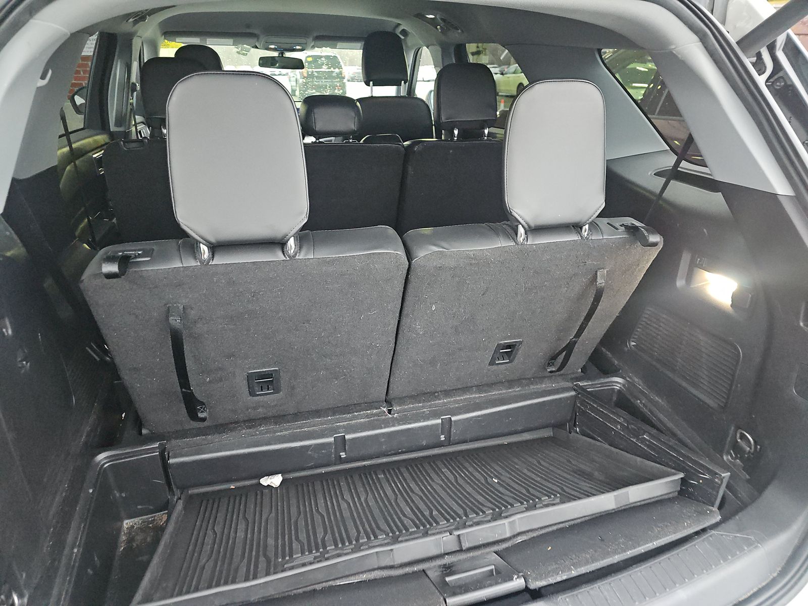 2023 Ford Explorer XLT AWD