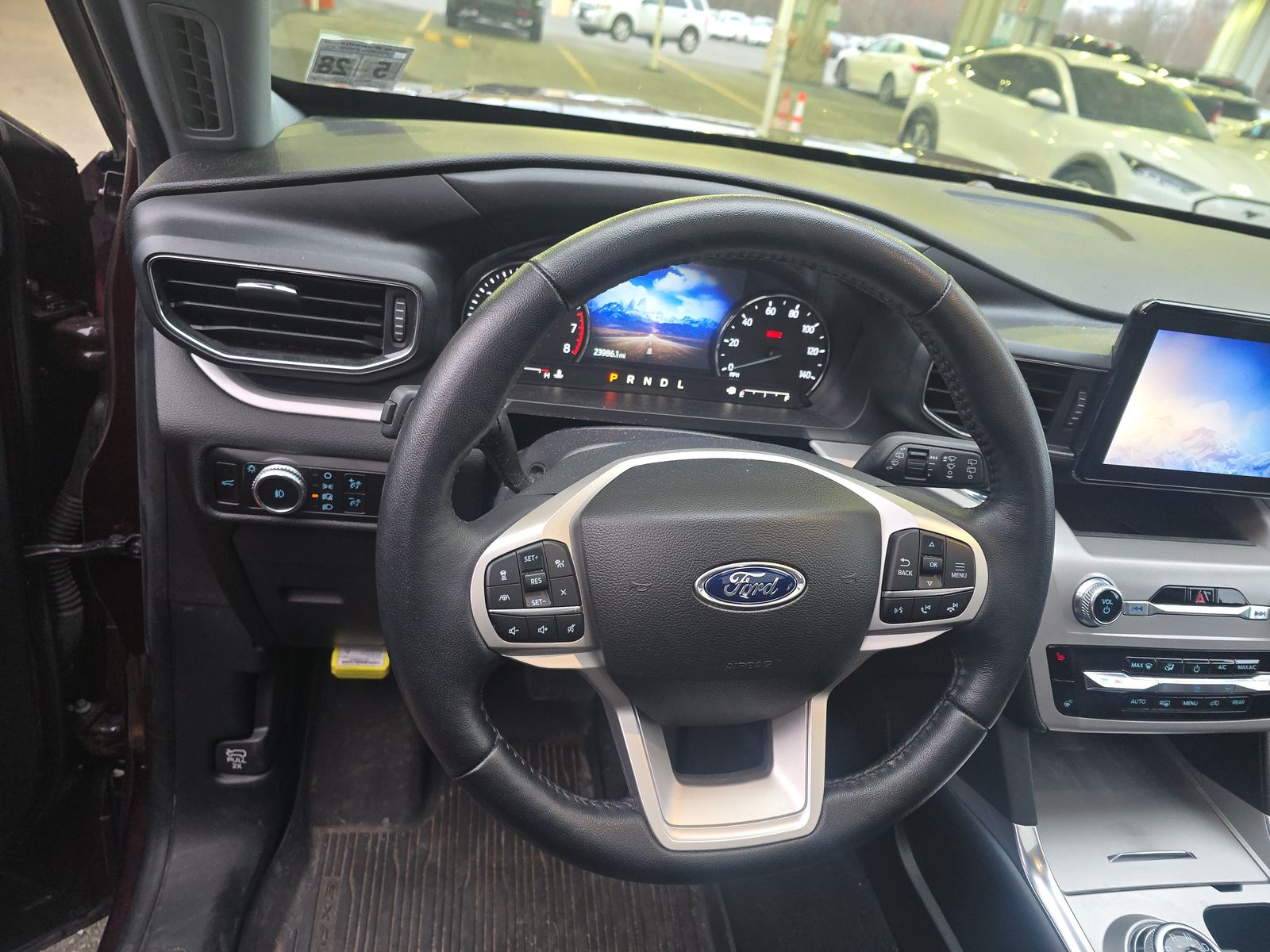 2023 Ford Explorer XLT AWD