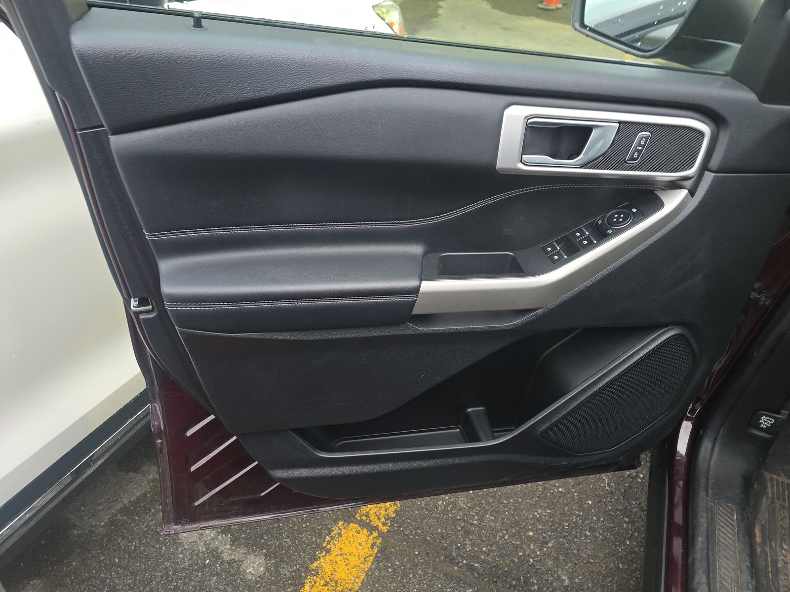 2023 Ford Explorer XLT AWD