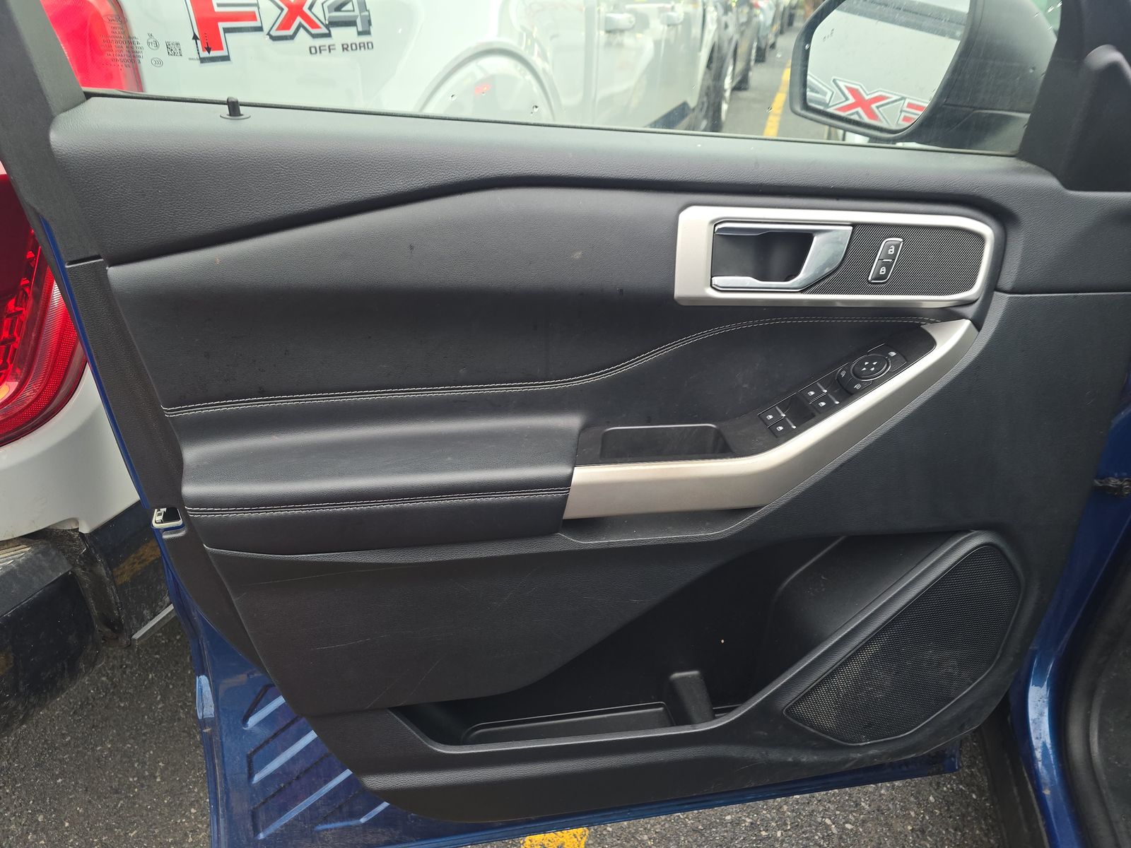 2022 Ford Explorer XLT AWD