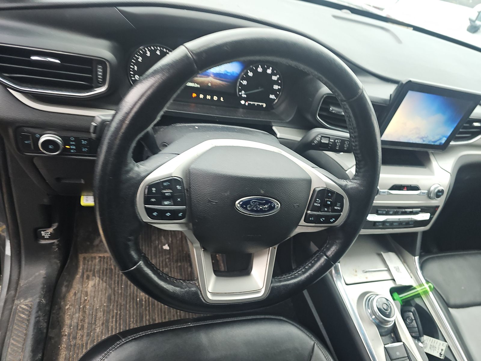 2022 Ford Explorer XLT AWD