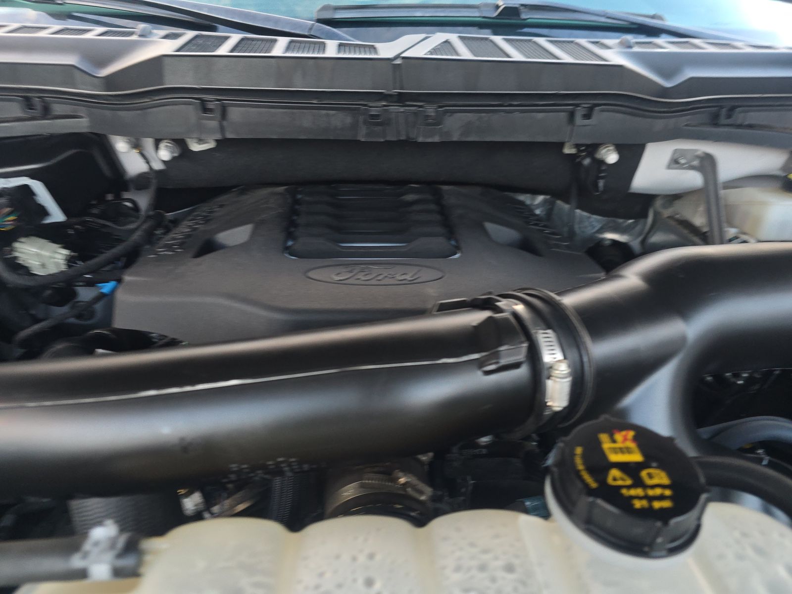 2023 Ford F-150 Lariat AWD