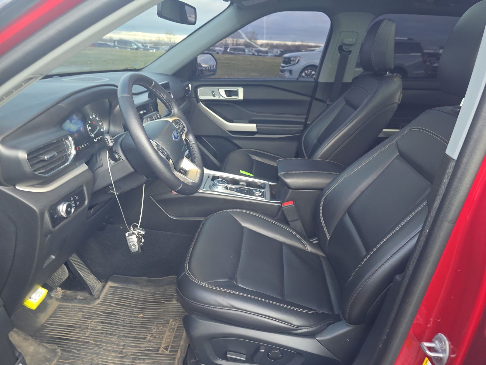 2023 Ford Explorer XLT AWD